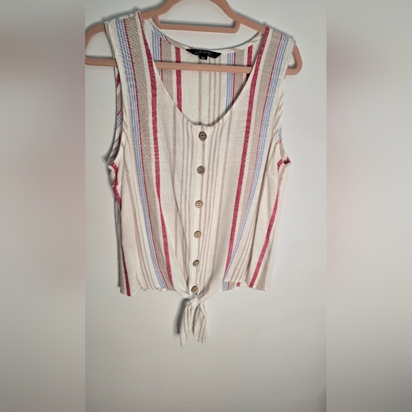 Charlie B Linen Blend Tie Front Top - Picture 3 of 4